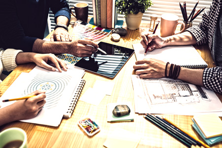 デザインの打合せ風景